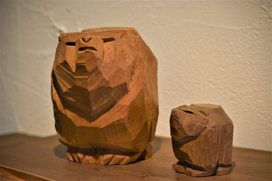 SENTO 木彫りの熊
